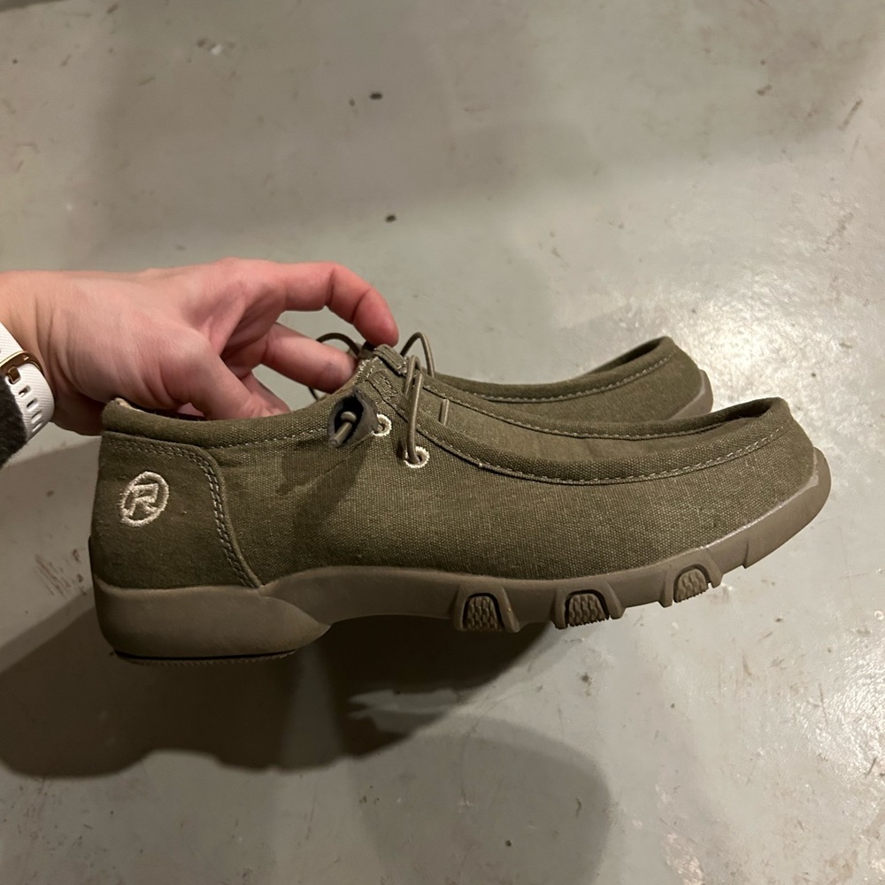 Roper shoes
